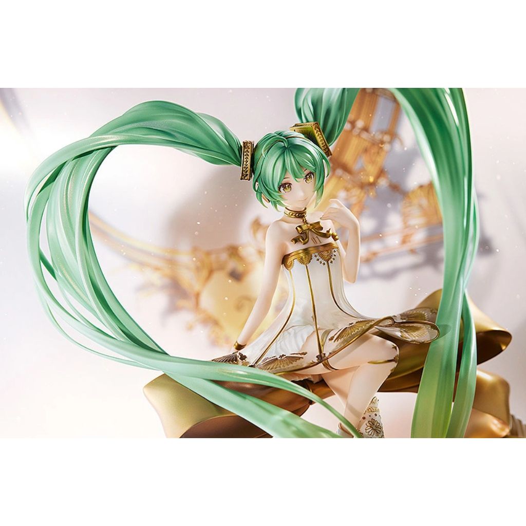 Hatsune Miku Symphony: 2022 Ver. Figurine