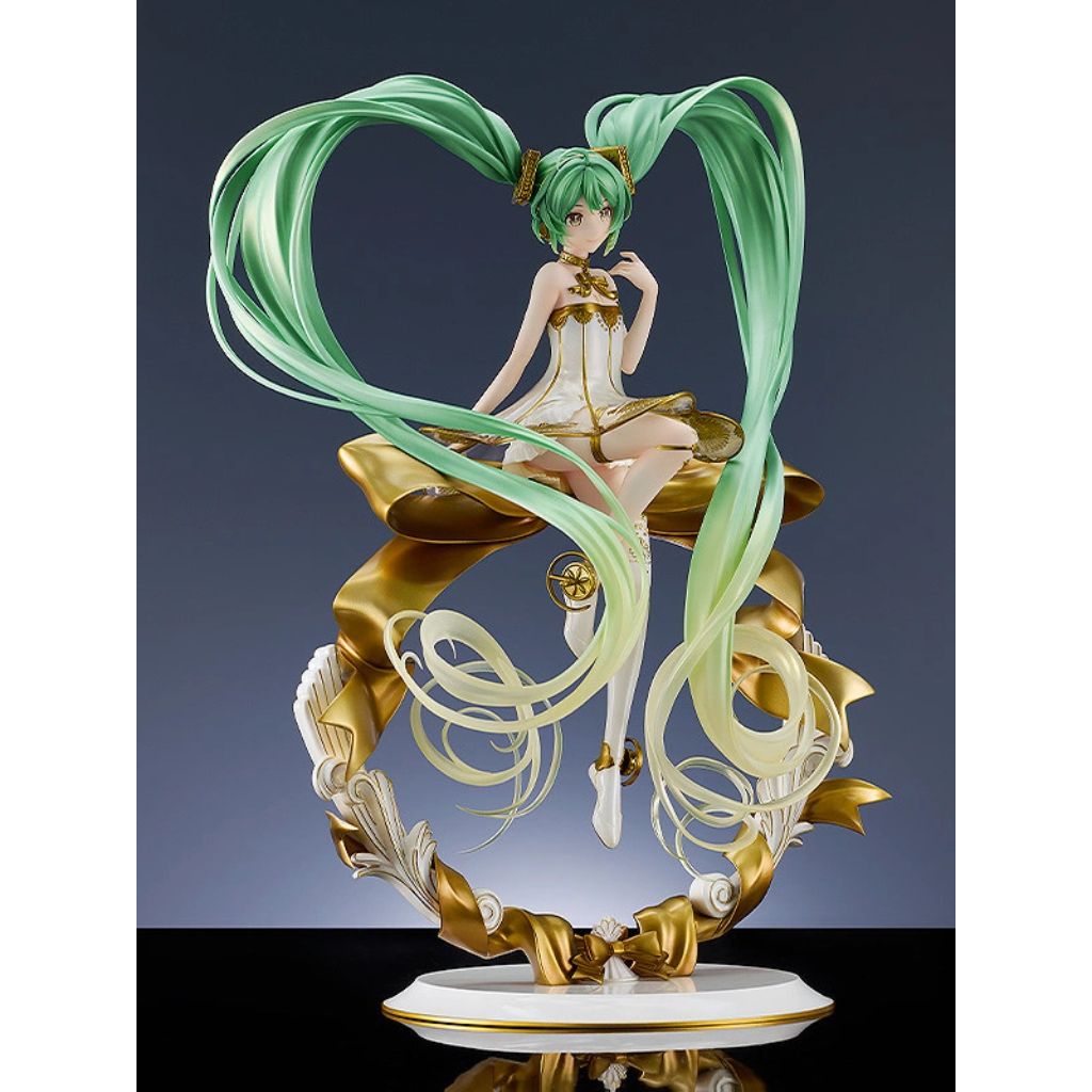 Hatsune Miku Symphony: 2022 Ver. Figurine