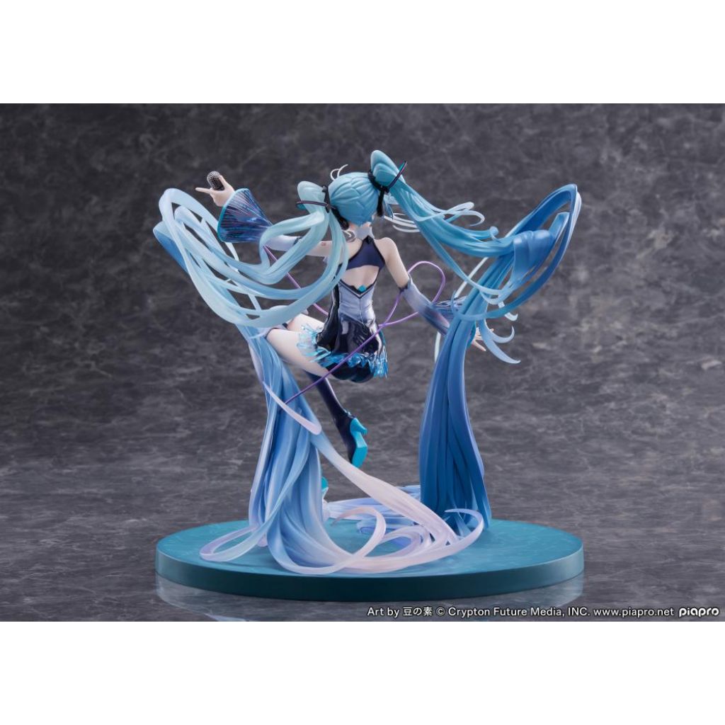 Hatsune Miku Techno-Magic Ver. 1/7 Scale Figure