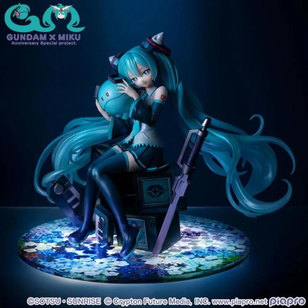 Lucrea Mobile Suit Gundam 45th Anniversary X Hatsune Miku Hatsune Miku X OO Gundam
