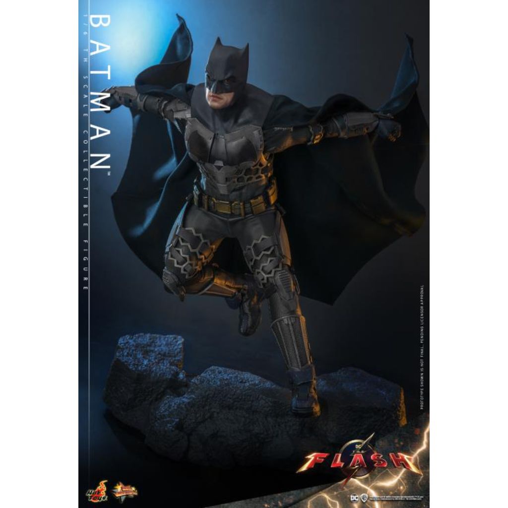 MMS703 The Flash - 1/6th scale Batman