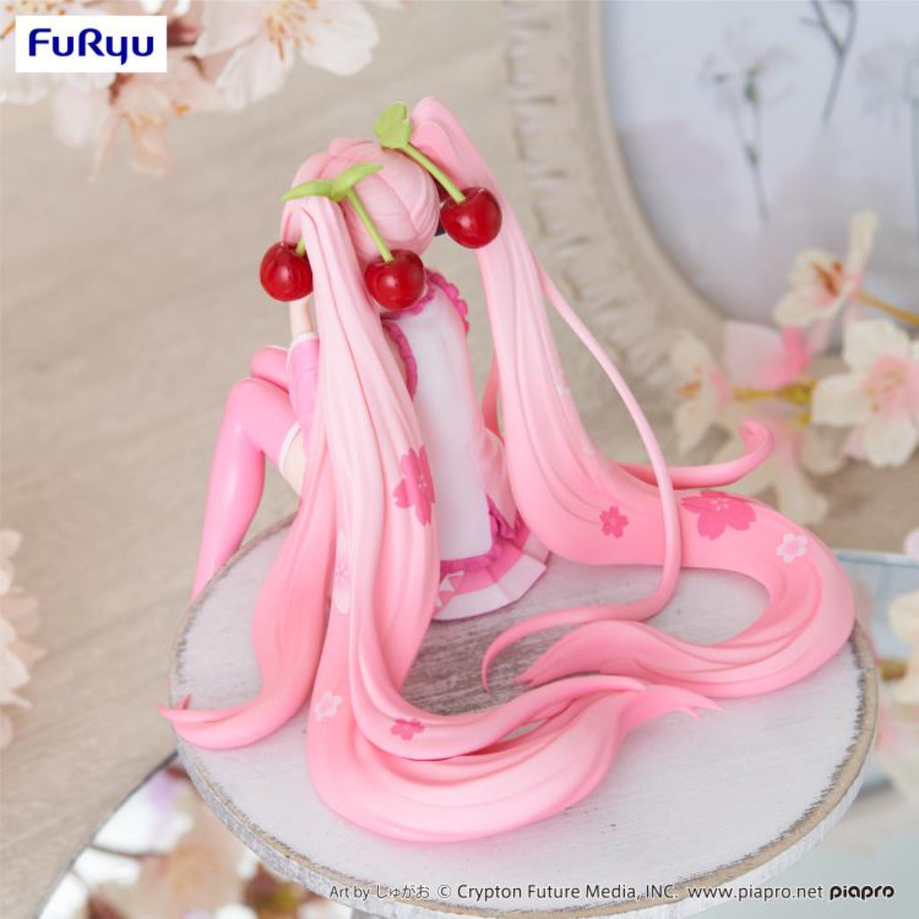 FuRyu Sakura Miku 2023 Smile Ver. Noodle Stopper