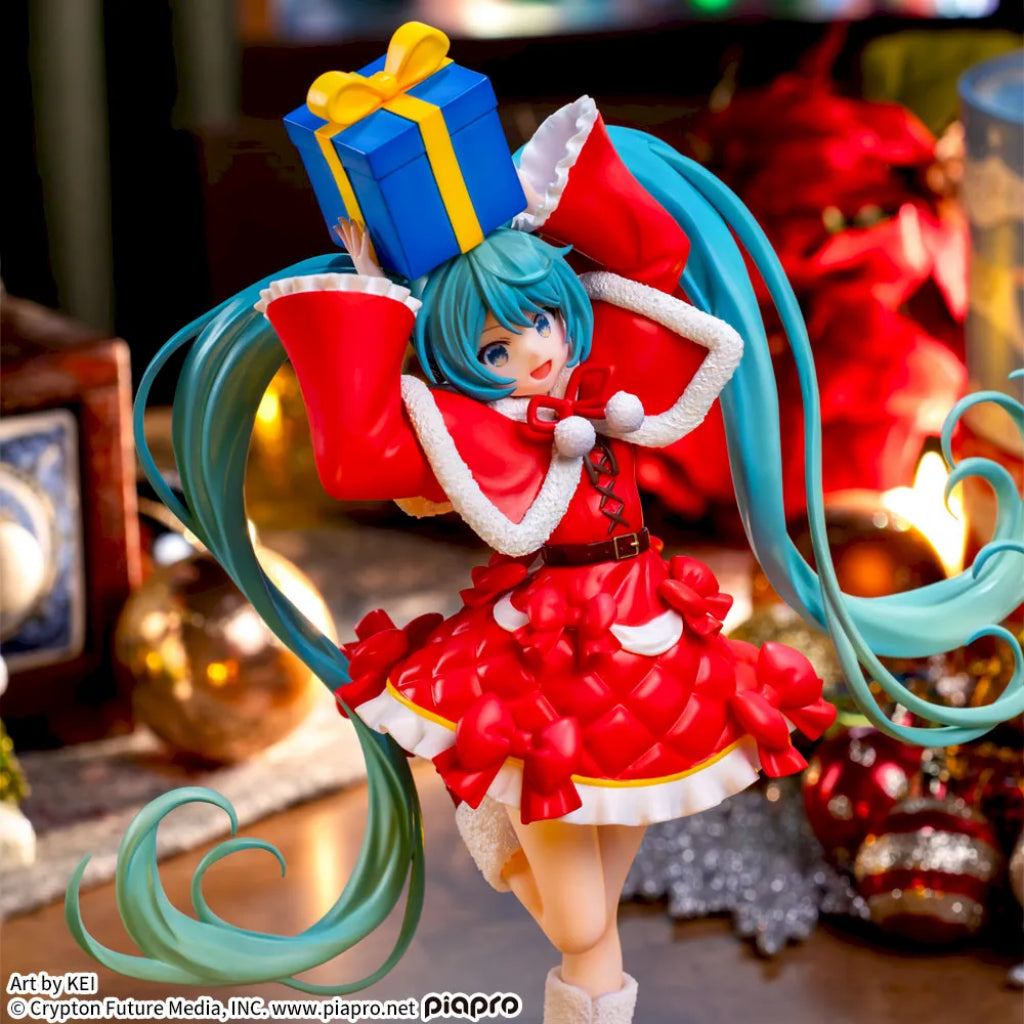 Sega Hatsune Miku Christmas 2024 Ver. Luminasta Figure