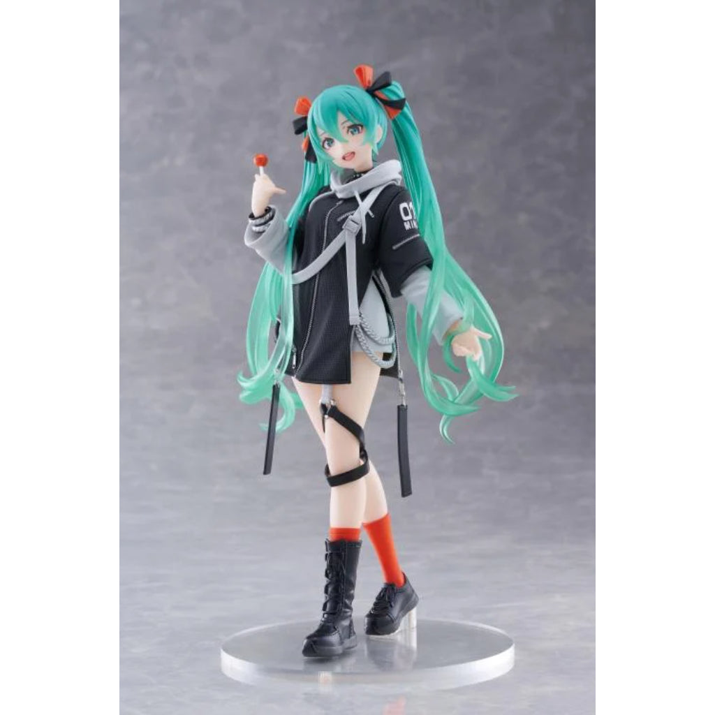 Taito Hatsune Miku Punk Ver. Fashion Figure