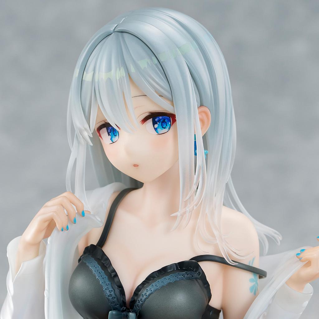 Fuumi Illustration - Silver-Haired Girl Sky Blue Morning (Special Outfit Ver.) Figurine