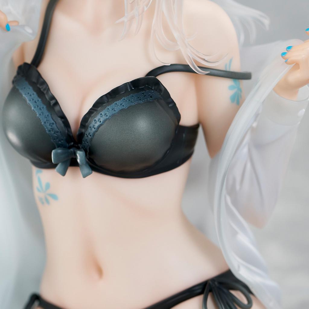 Fuumi Illustration - Silver-Haired Girl Sky Blue Morning (Special Outfit Ver.) Figurine