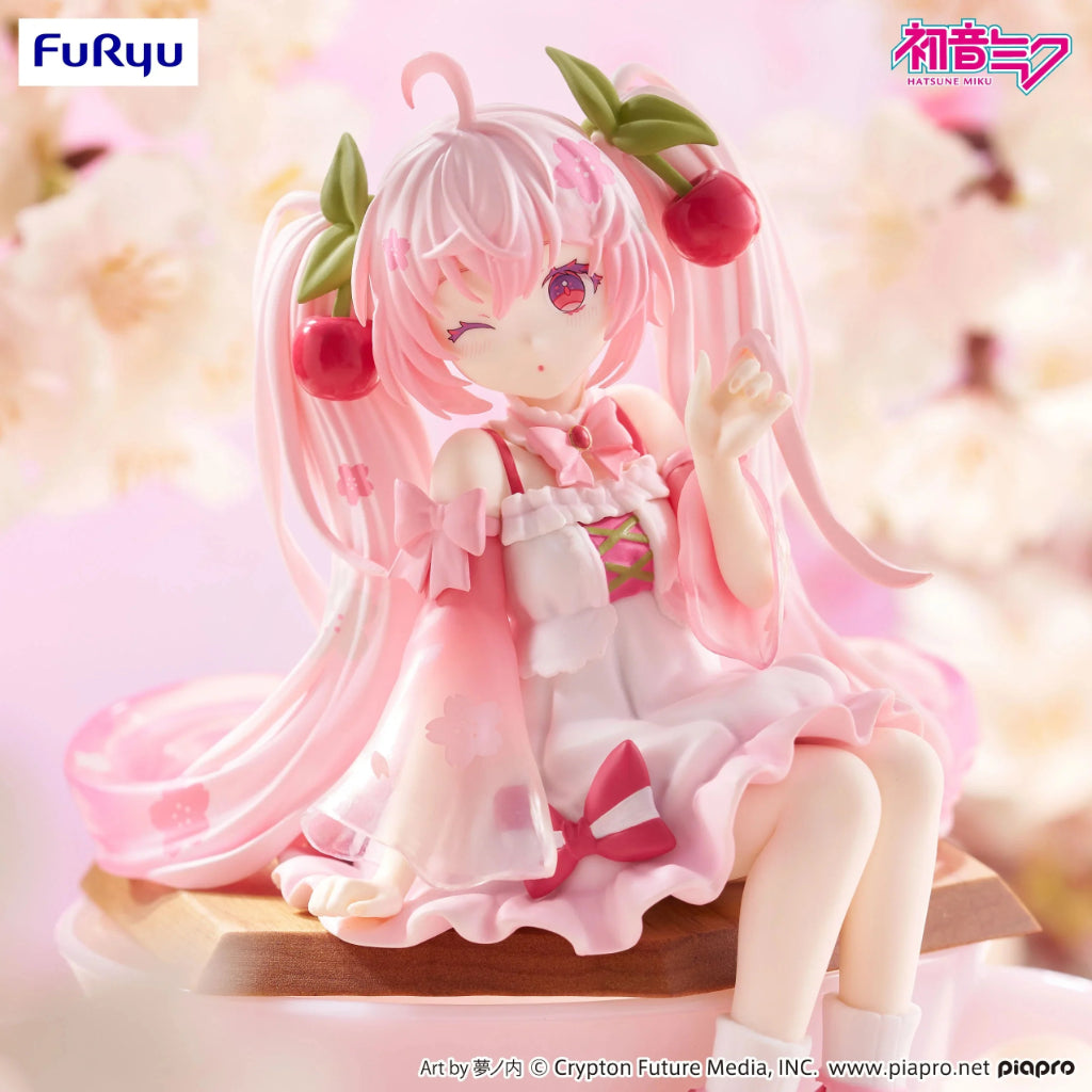 FuRyu Sakura Miku 2025 Wink Ver. Hatsune Miku Noodle Stopper