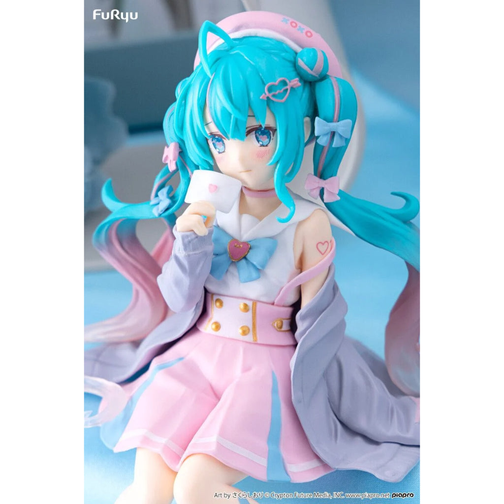 FuRyu Hatsune Miku Koi Suru Sailor Gray Ver. Noodle Stopper