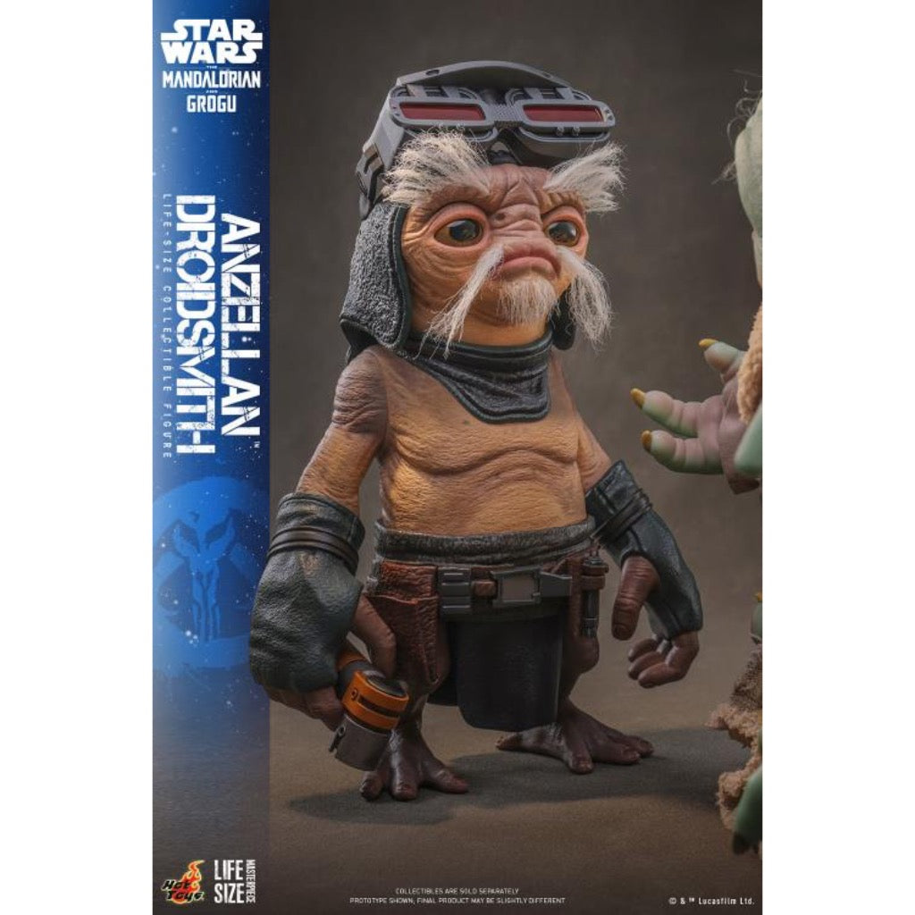 LMS017 The Mandalorian and Grogu - Anzellan Droidsmith Life-Size Collectible Figure