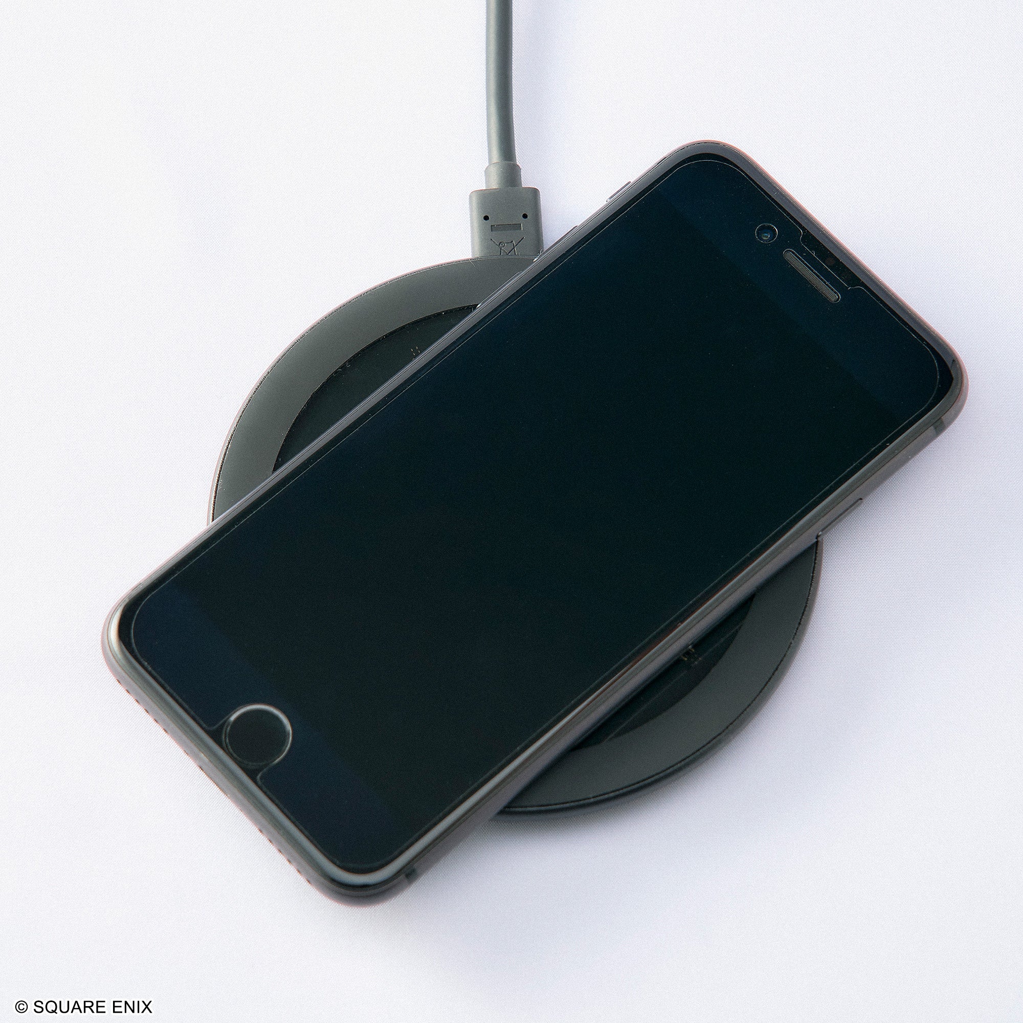 Square Enix Final Fantasy XIV Wireless Charging Pad - Azem