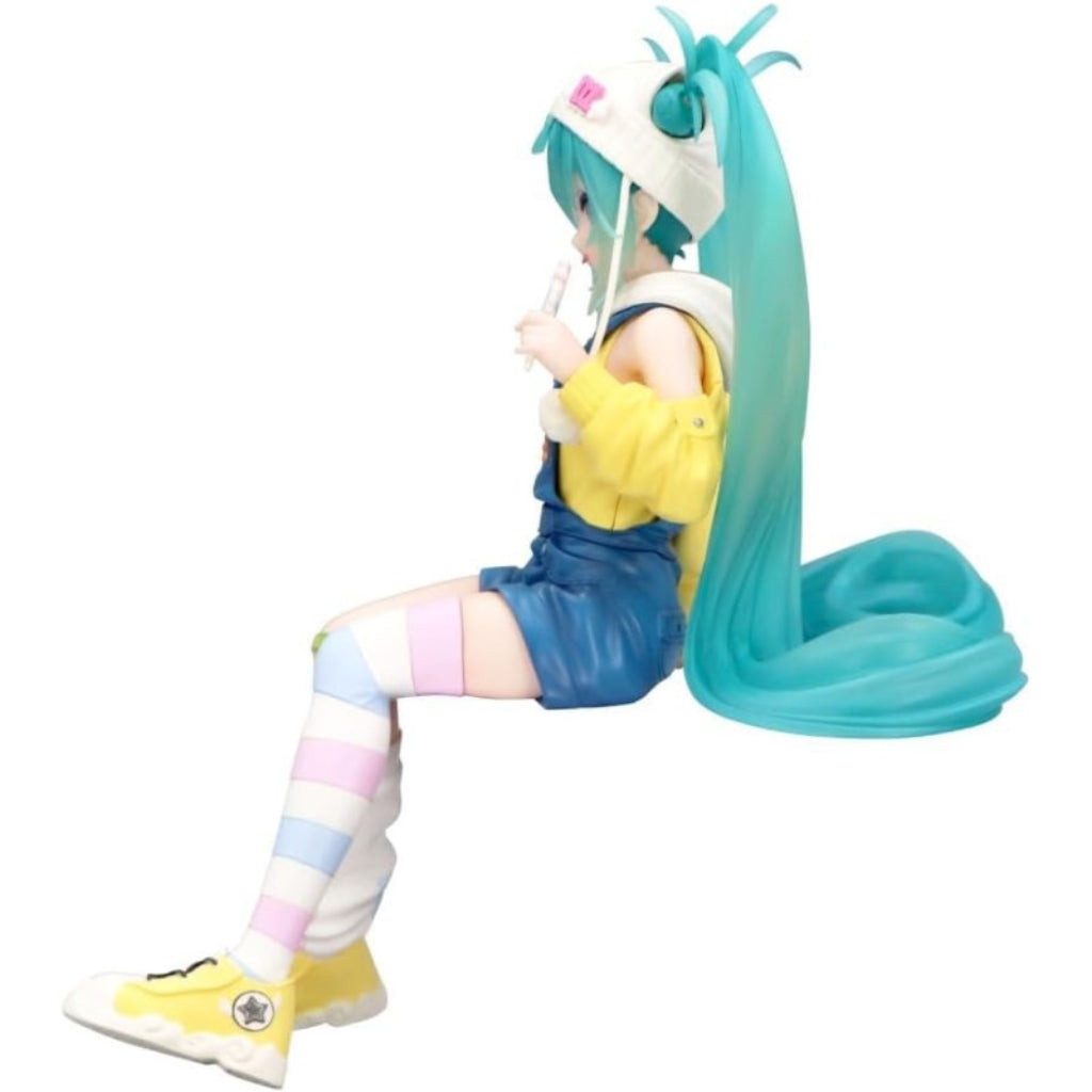 FuRyu Hatsune Miku Lollipop Noodle Stopper