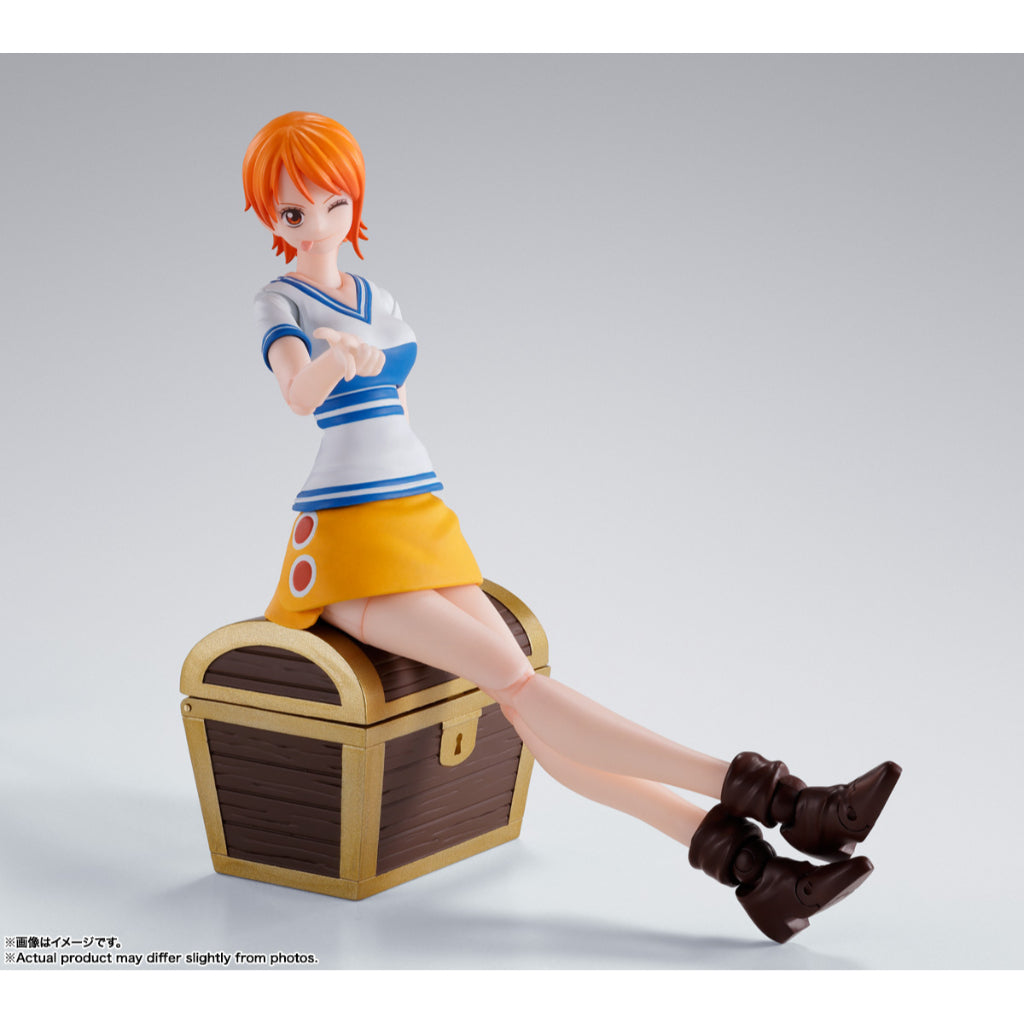 S.H.Figuarts Nami -Romance Dawn-