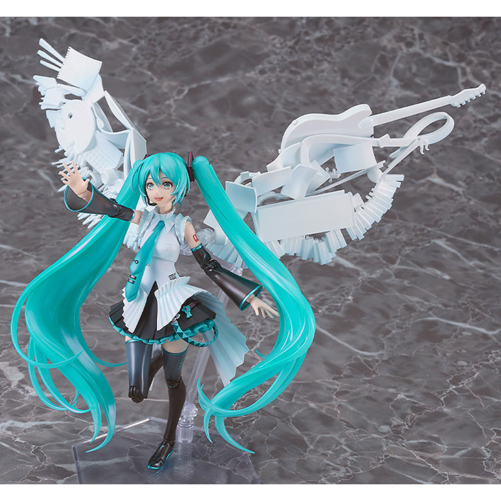 Plamatea Hatsune Miku: Happy 16th Birthday Ver. Figurine