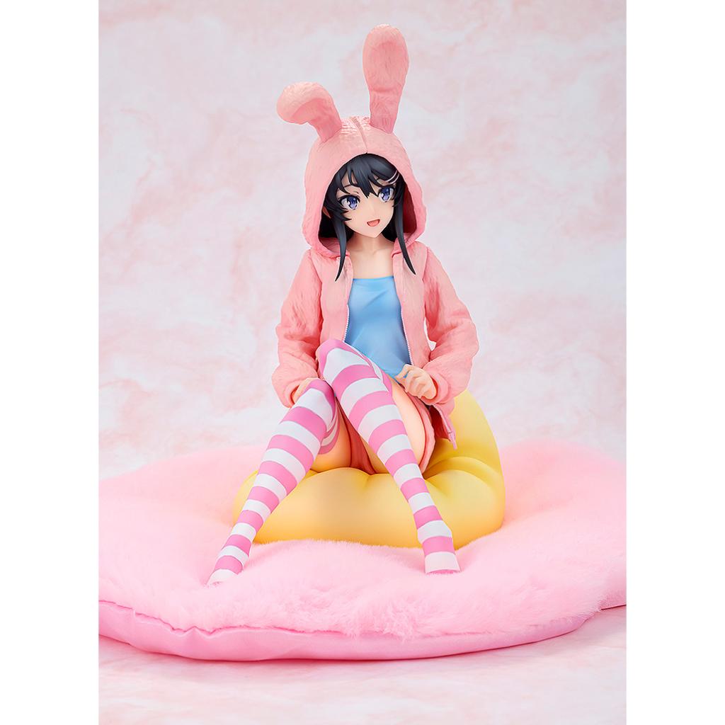 Rascal Does Not Dream Of A Knapsack Kid - Mai Sakurajima Hoodie Look Rabbit Ears Ver. Popular Edition Figurine