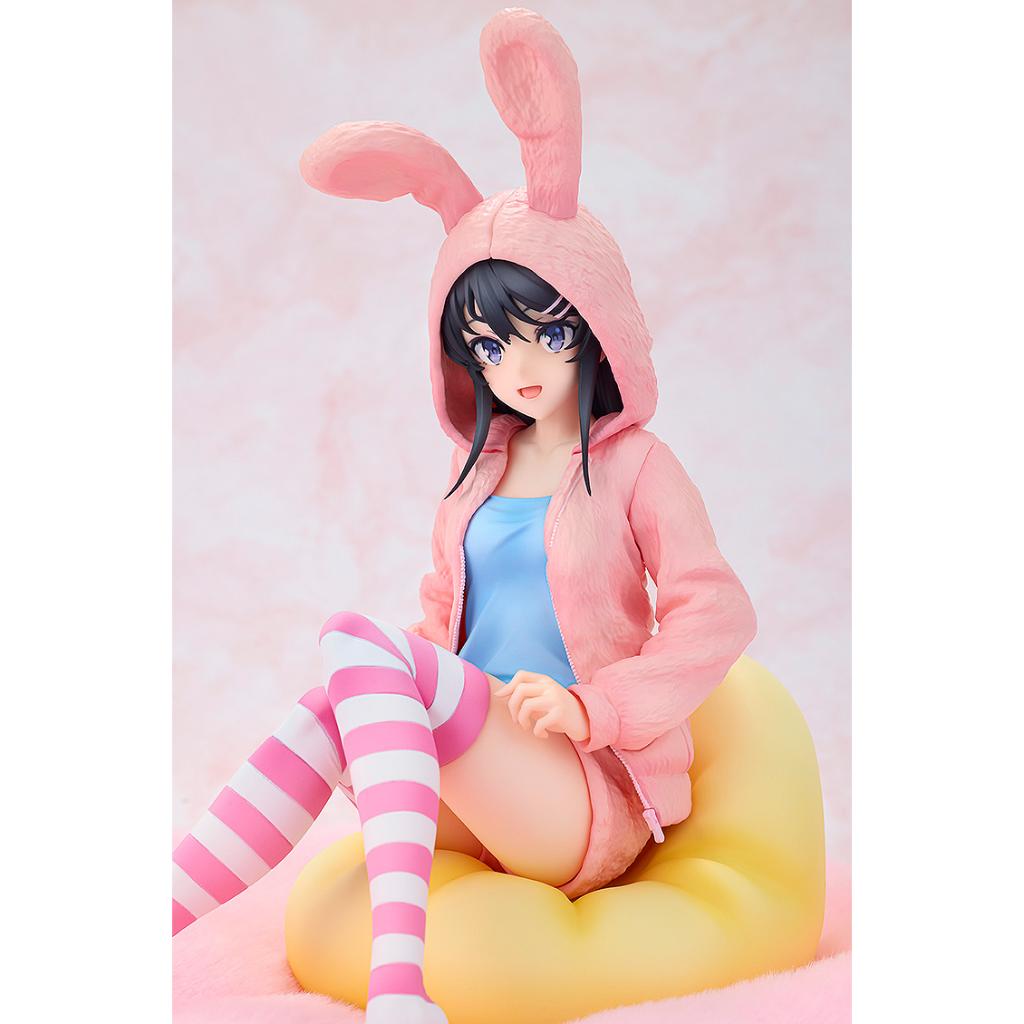 Rascal Does Not Dream Of A Knapsack Kid - Mai Sakurajima Hoodie Look Rabbit Ears Ver. Popular Edition Figurine