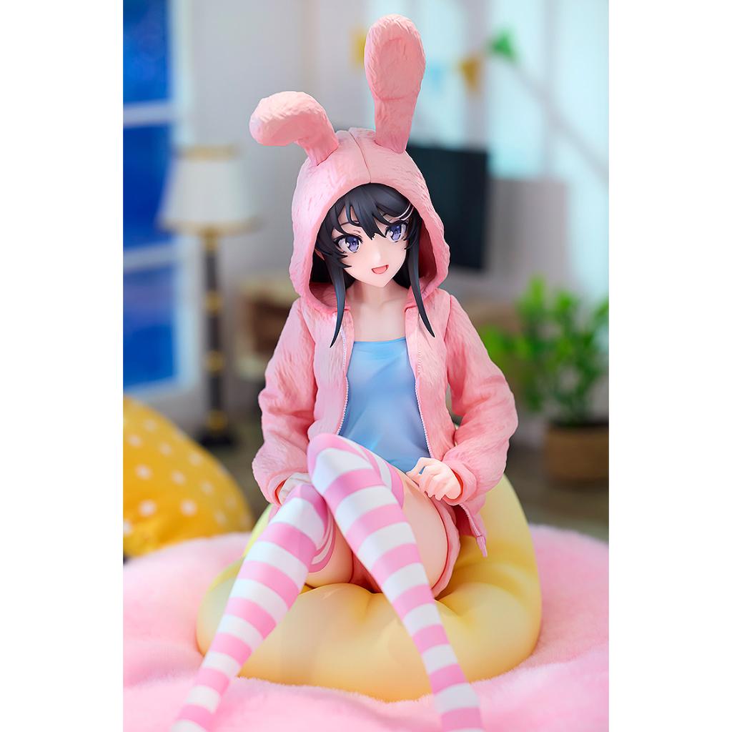 Rascal Does Not Dream Of A Knapsack Kid - Mai Sakurajima Hoodie Look Rabbit Ears Ver. Popular Edition Figurine