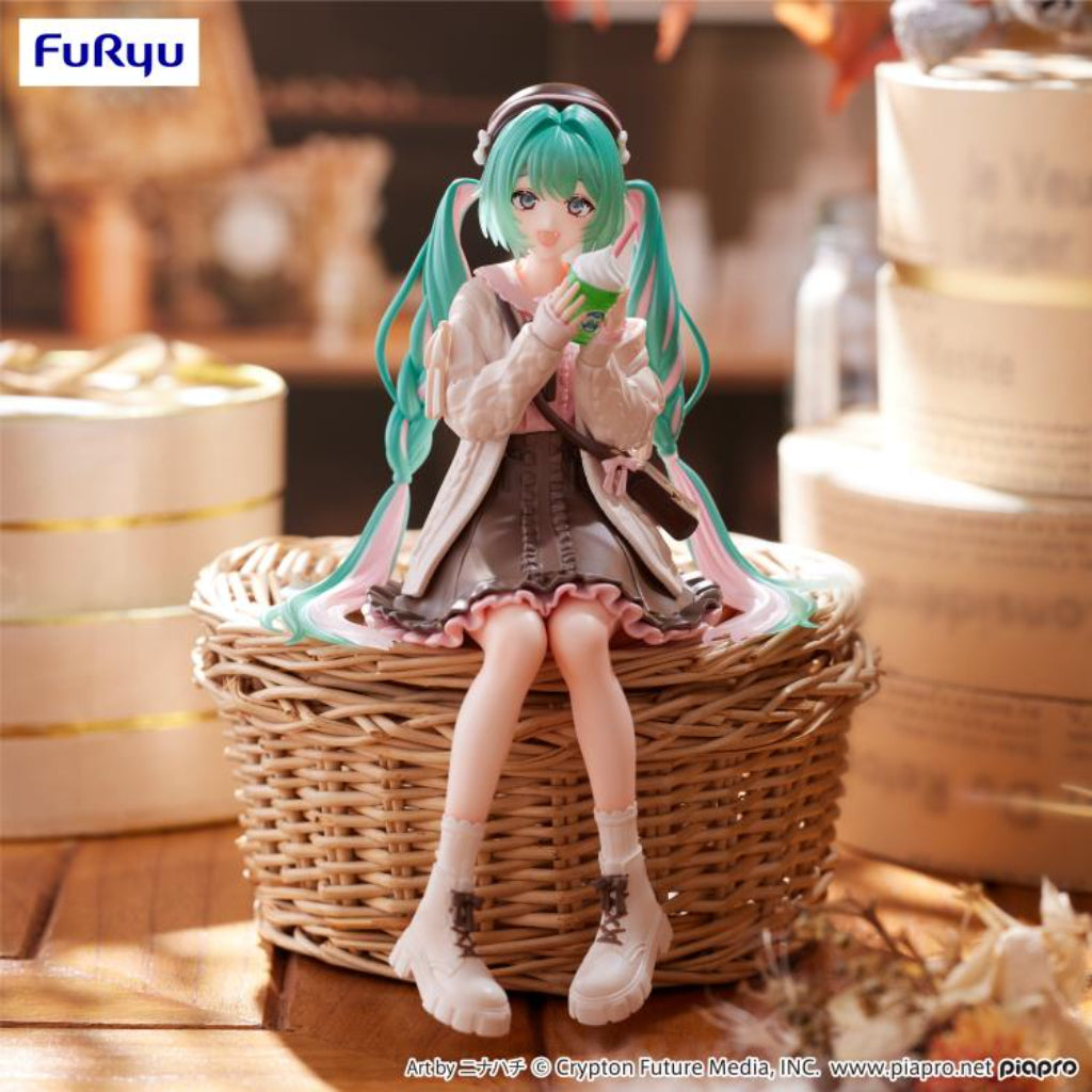 FuRyu Hatsune Miku Autumn Date Noodle Stopper Figure