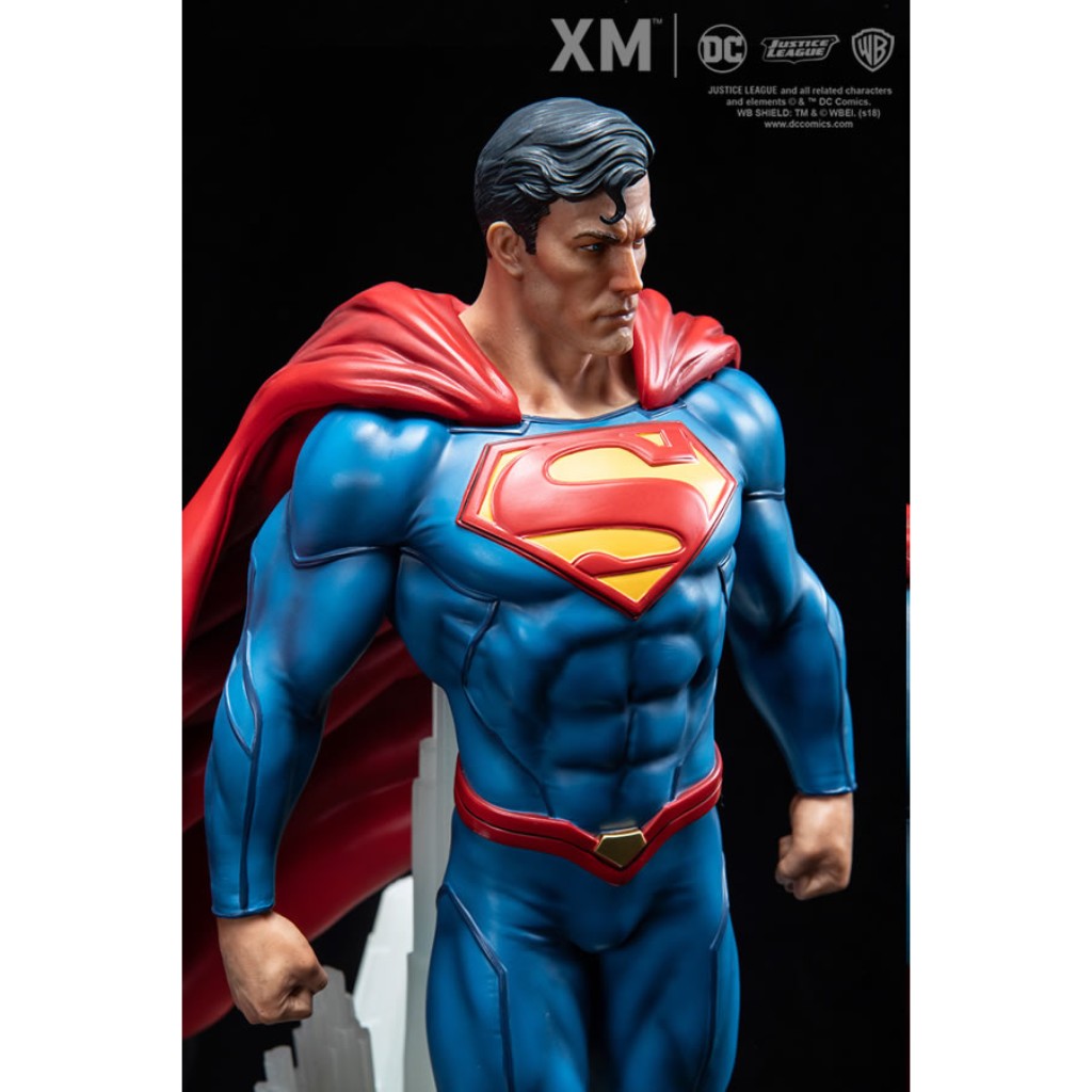 Premium Collectibles Series Statue - Superman (Rebirth)