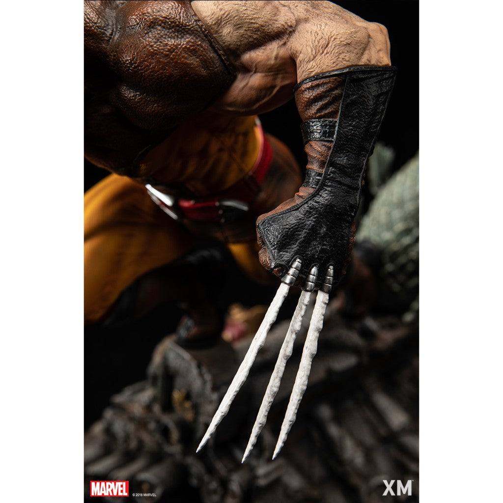 Premium Collectibles Series Statue - Wolverine (Brown Costume)