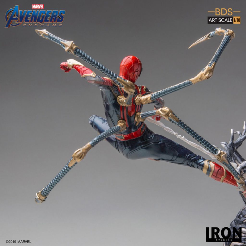 Avengers Endgame BDS Art Scale 1/10 - Iron Spider vs Outrider