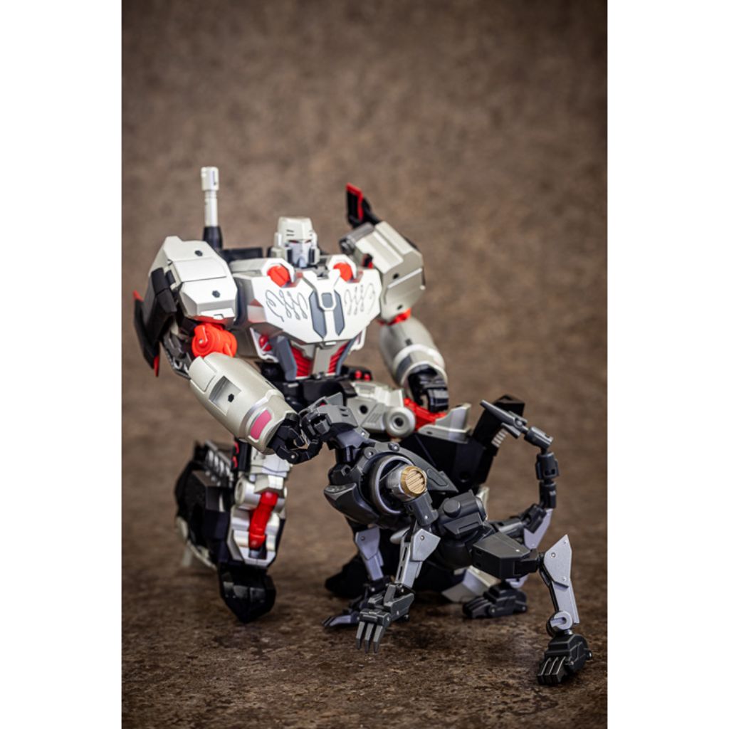 Reformatted R-40 - Jaguar with Tyrantron Upgrade