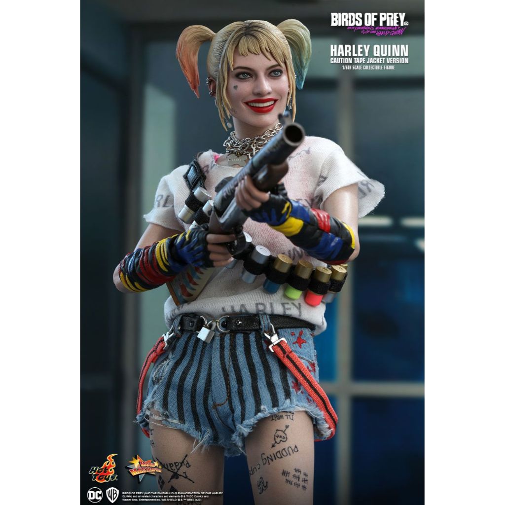 MMS566 - Birds of Prey - 1/6th scale Harley Quinn (Caution Tape Jacket Version)