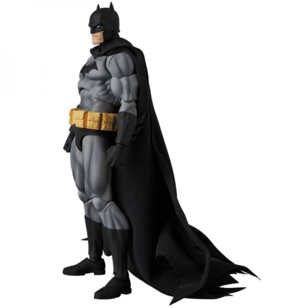 MAFEX 126 Batman - Batman HUSH Black Version