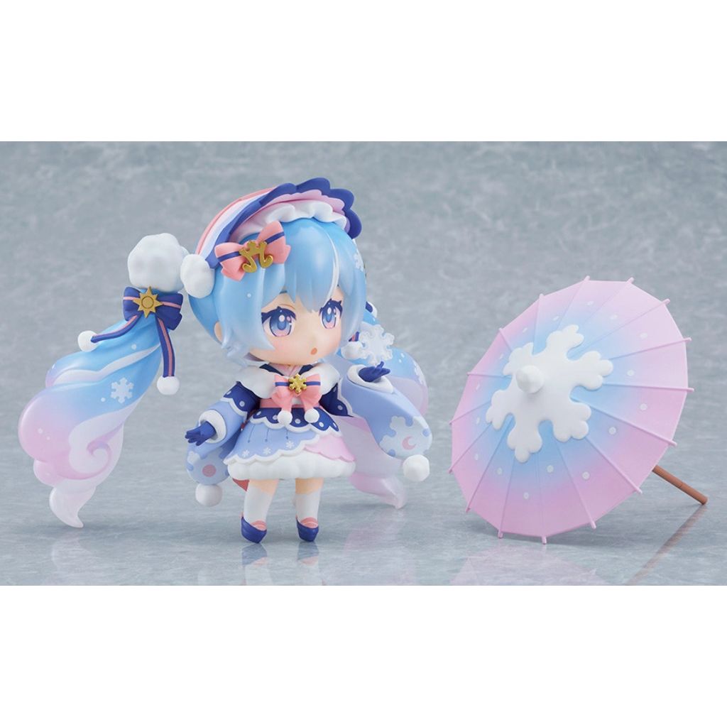 Nendoroid Snow Miku: Serene Winter Ver