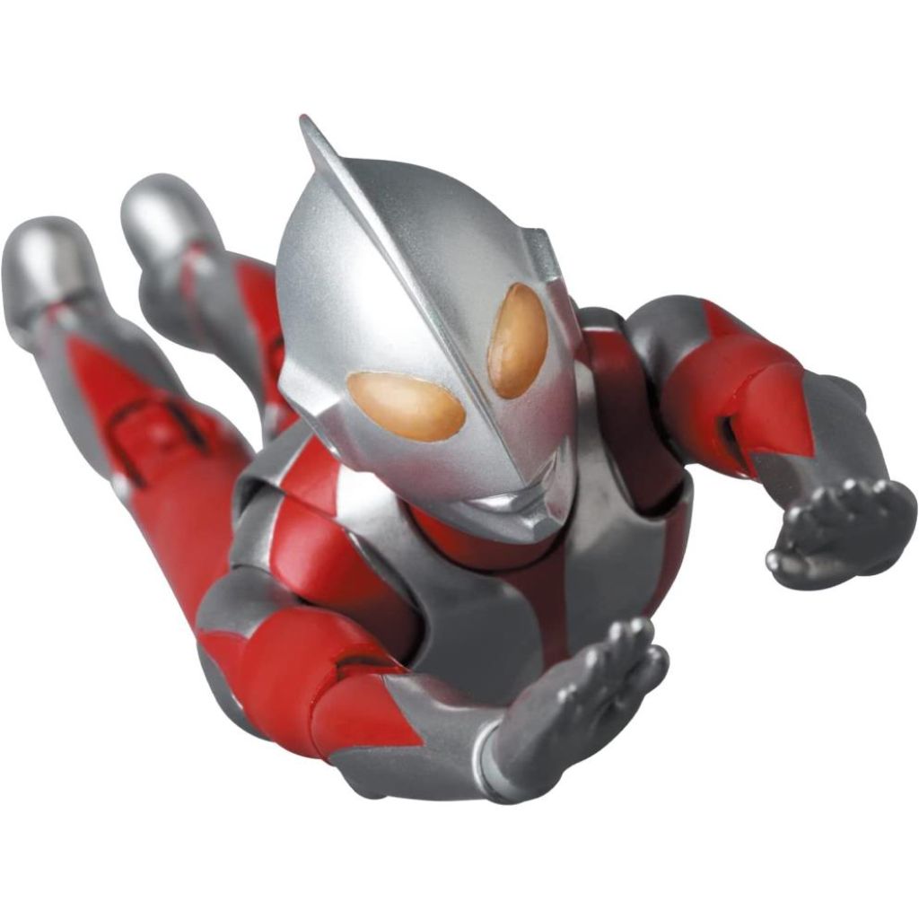 Mafex 207 - Ultraman (Shin Ultraman Version) Dx Ver.