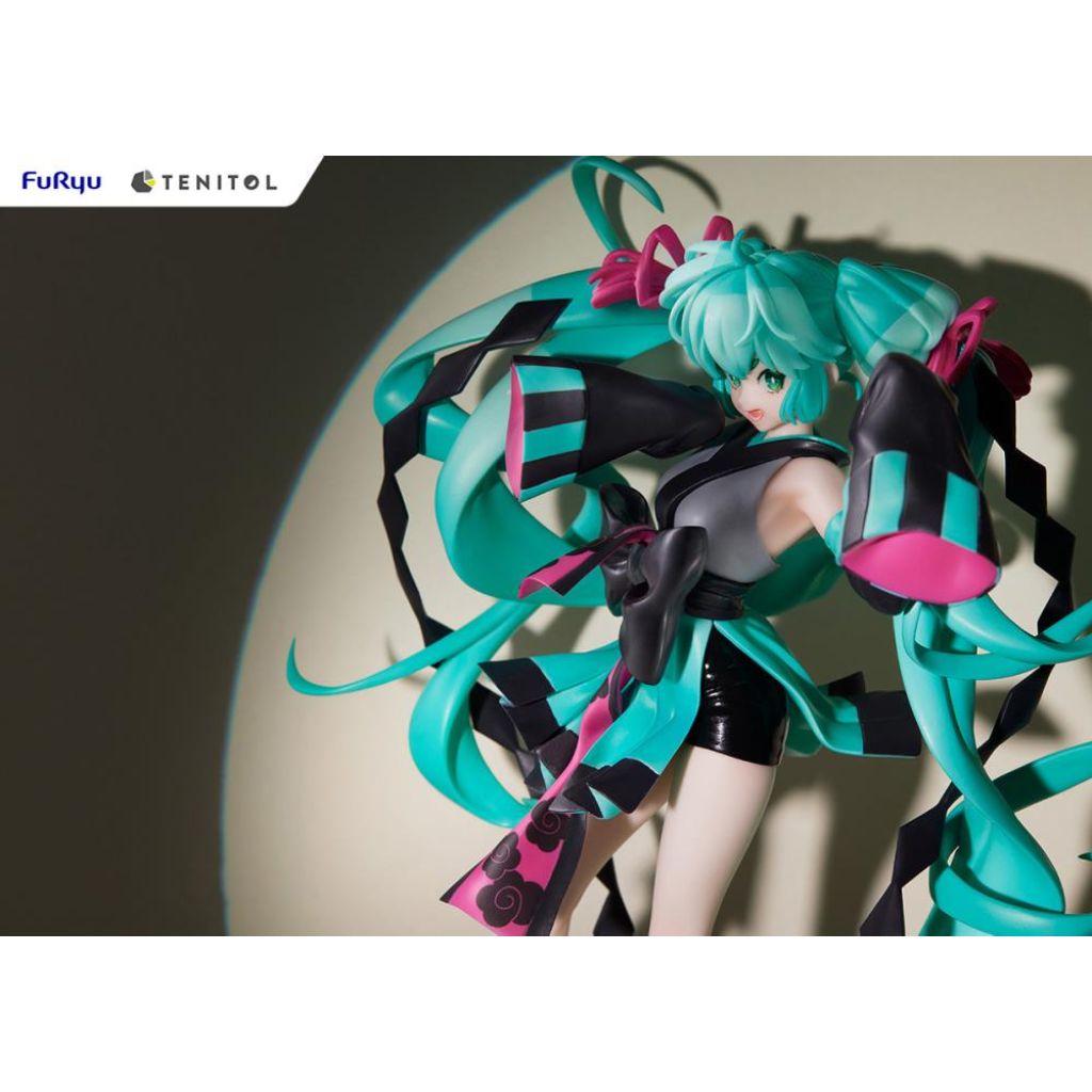 Hatsune Miku - Tenitol Neo Tokyo Series Ninja Figurine