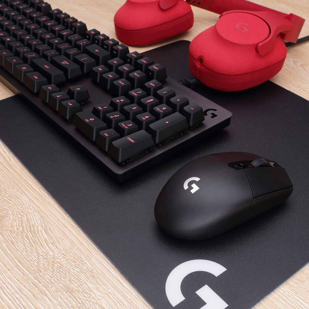 Logitech G304 Lightspeed Wireless Gaming Mouse