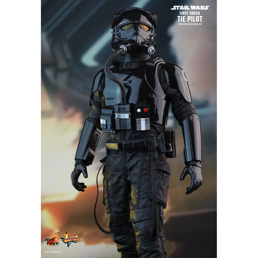 Hot Toys First Order Tie Pilot MMS324 TFA