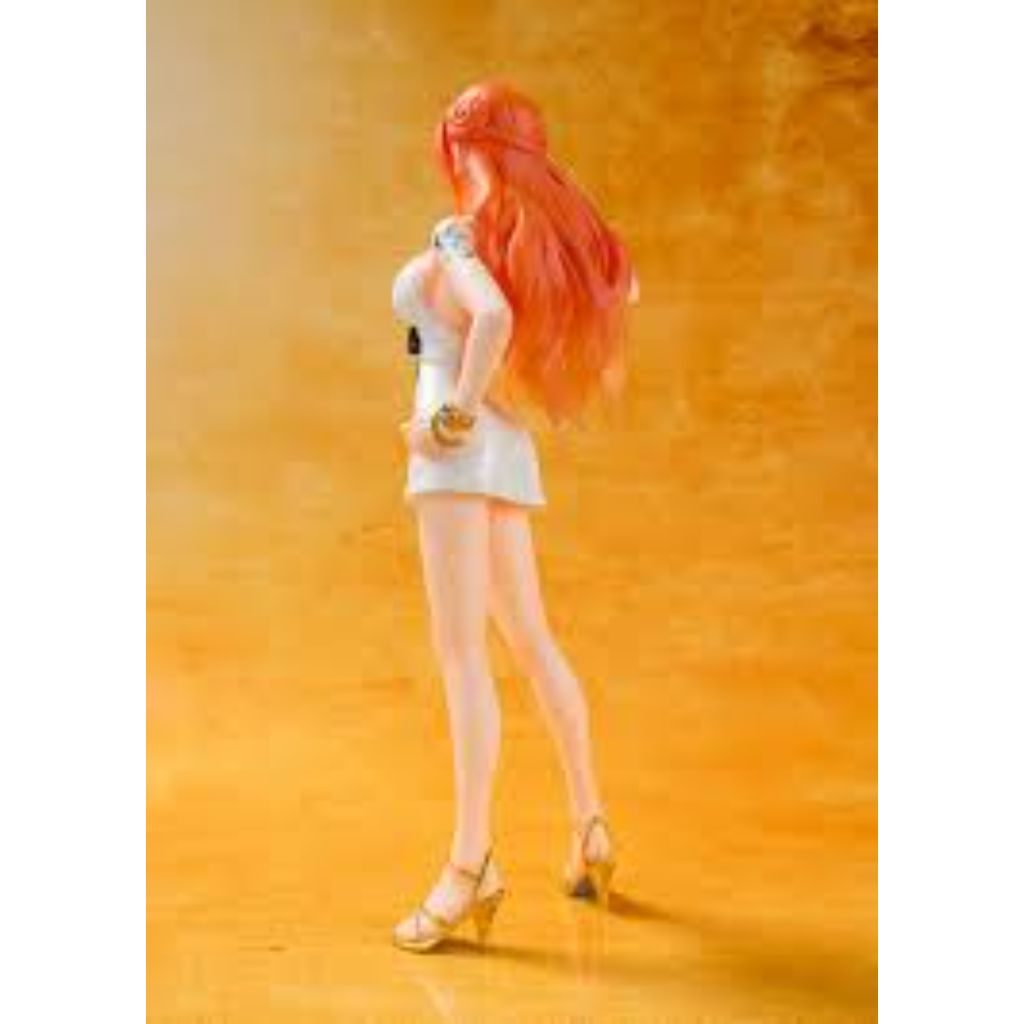 Bandai FZ Nami Gold Film Ver. One Piece