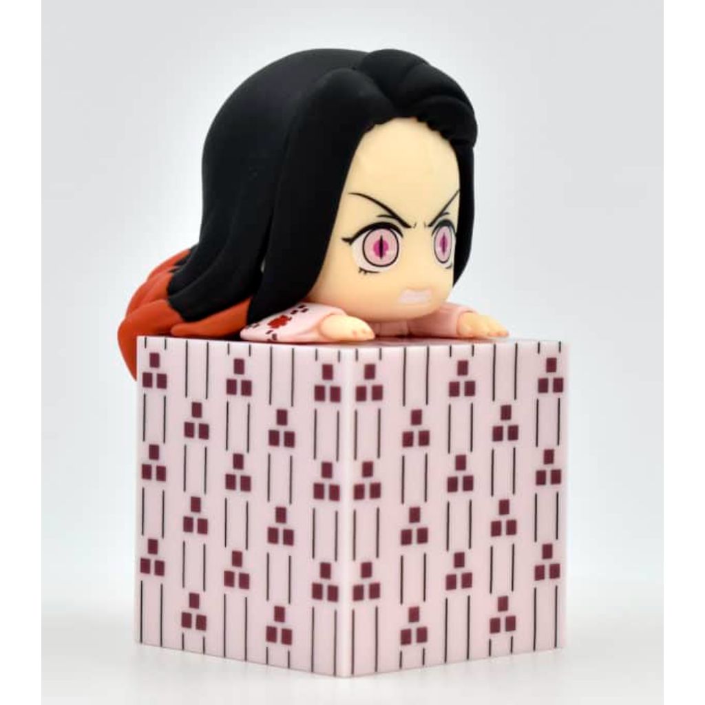 FuRyu Nezuko Collection Ver B Kimetsu No Yaiba Hikkake Figure