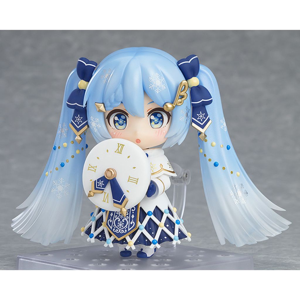 Nendoroid 1539 Snow Miku 2021 Glowing Snow Version