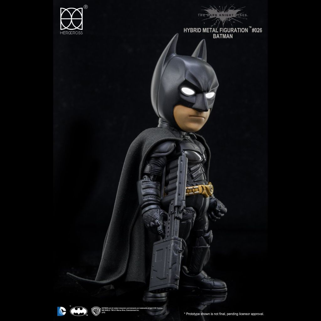 Herocross 26 Batman Hybrid Metal Figuration