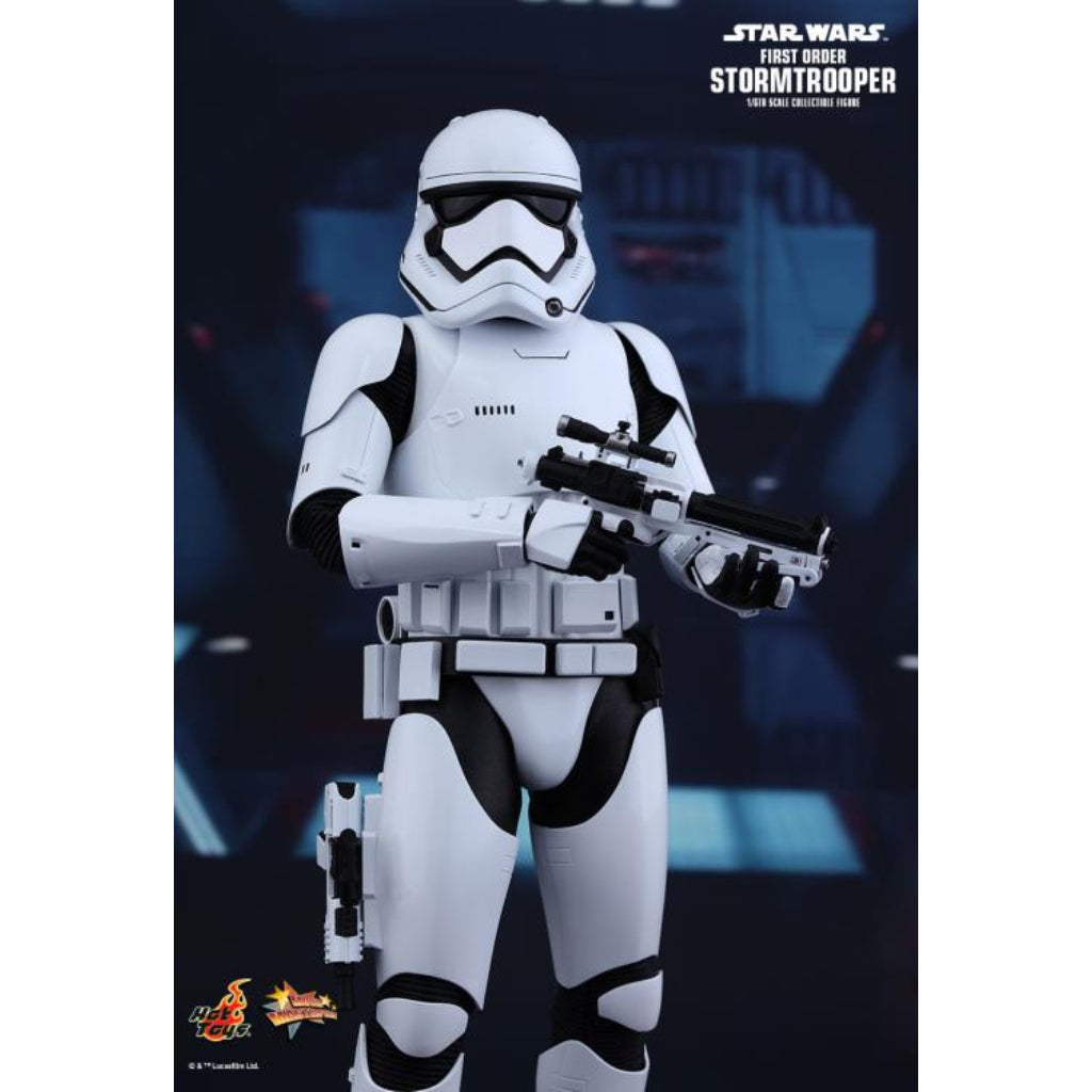 Hot Toys MMS335 First Order Officer & Stormtrooper