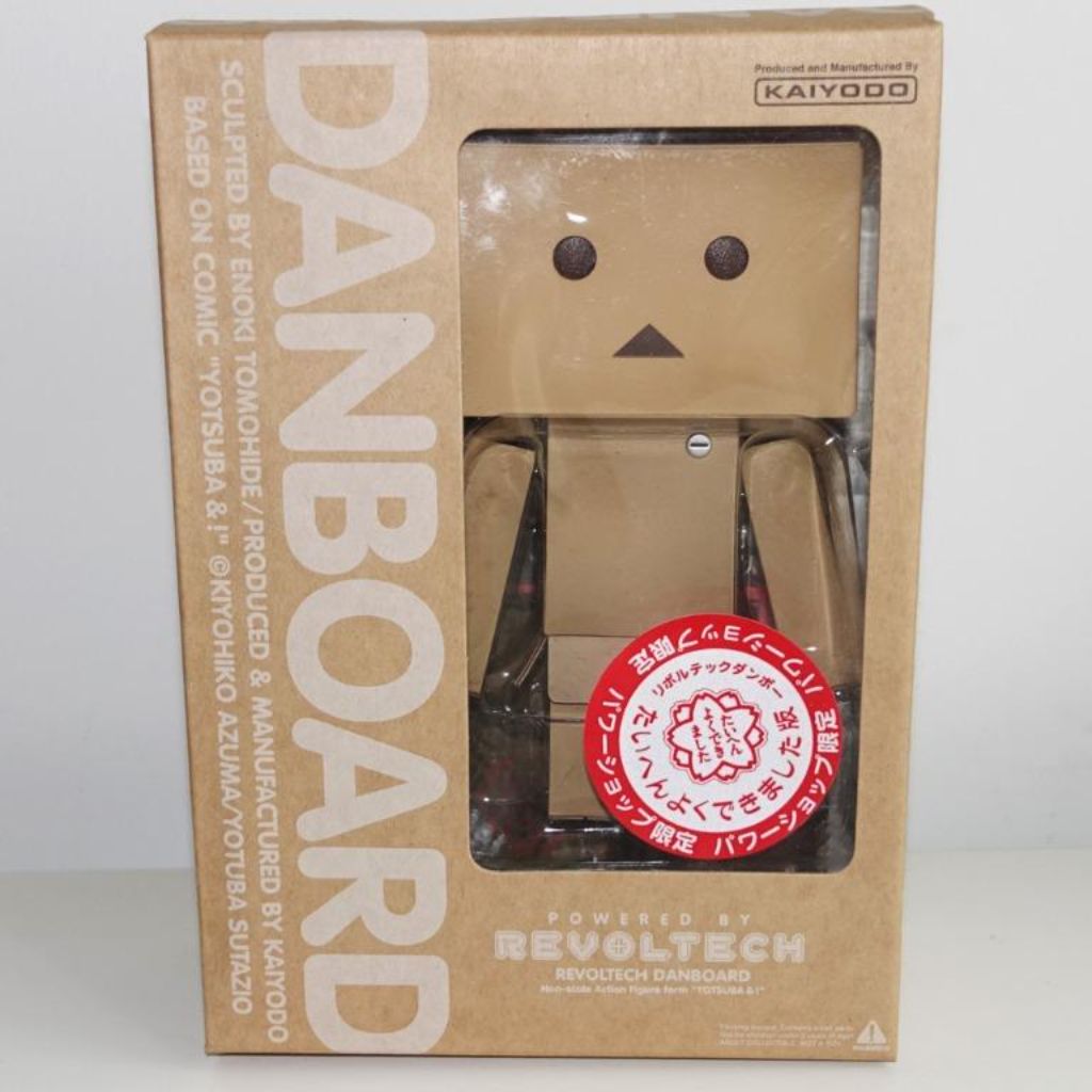 Kaiyodo Revoltech Danboard Yotsuba Sakura Version