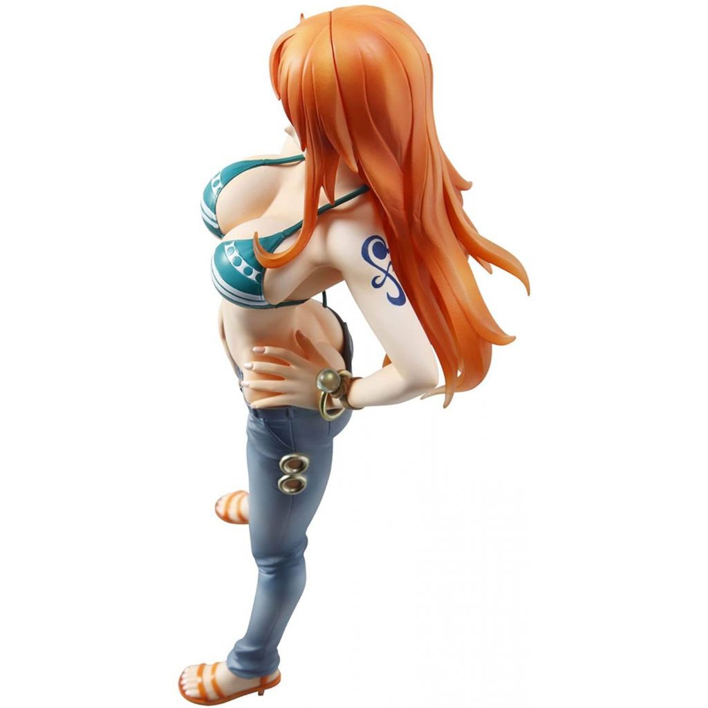 Megahouse POP One Piece Nami Sailing Again