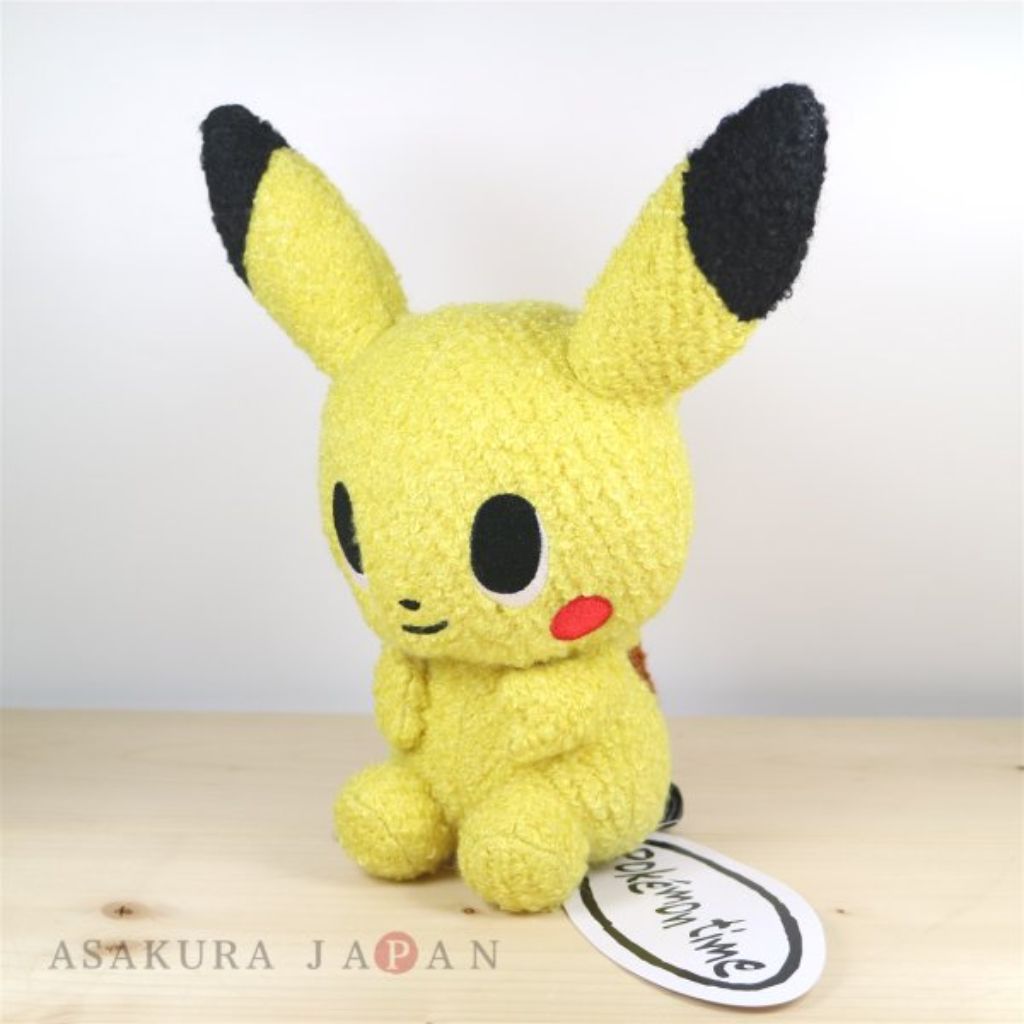 Nintendo TPC Pikachu Pokemon Time Plush (Male)