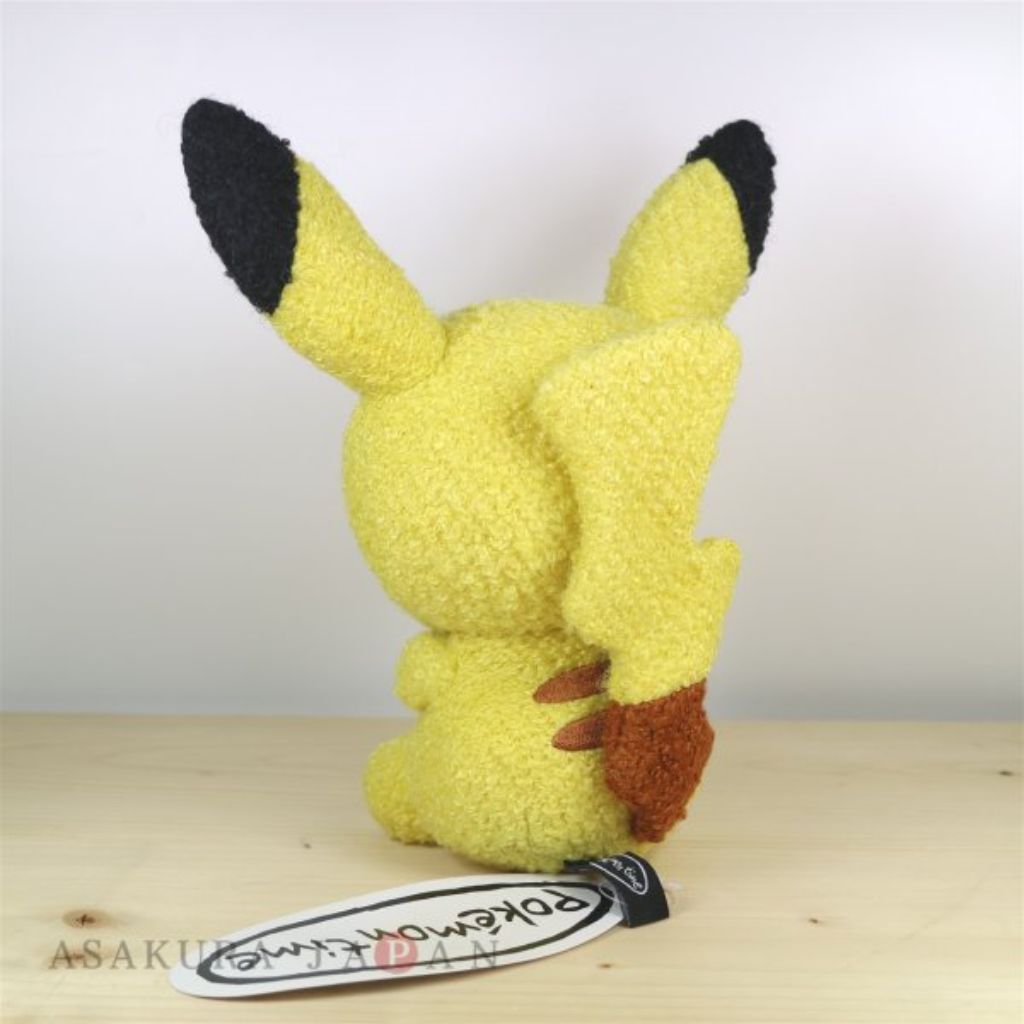 Nintendo TPC Pikachu Pokemon Time Plush (Male)