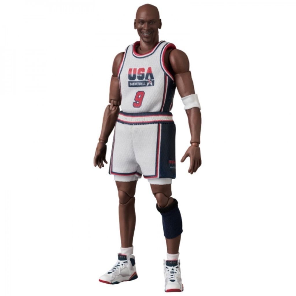 MAFEX 132 NBA - Michael Jordan (1992 Team USA)